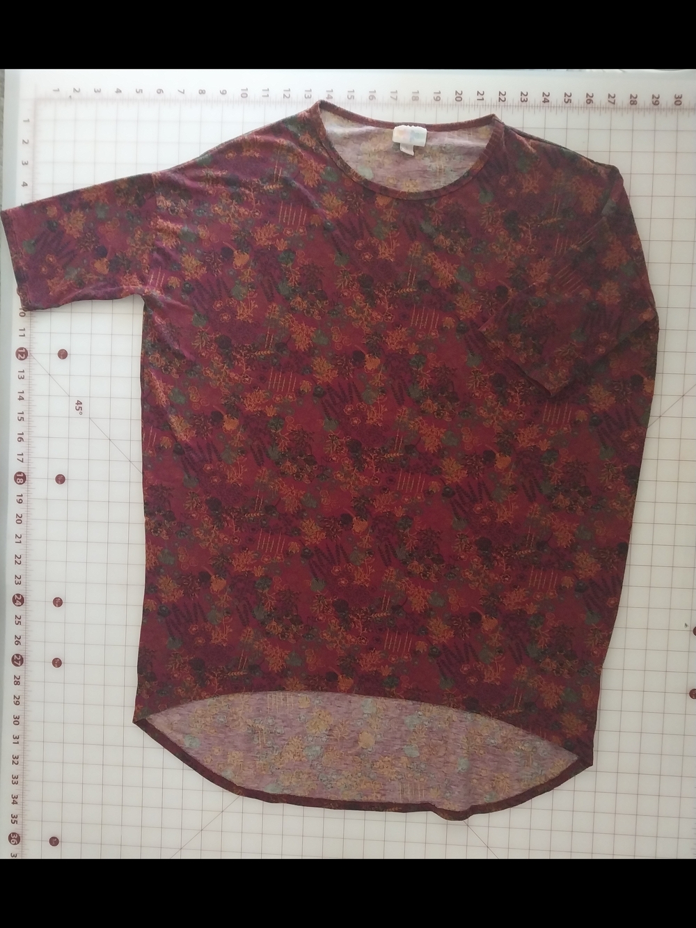 LuLaRoe Womens Irama Burgundy Floral Short Sleeve Top